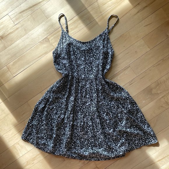 Jacqueline de Yong - Tiered Swing Dress - Picture 1 of 10